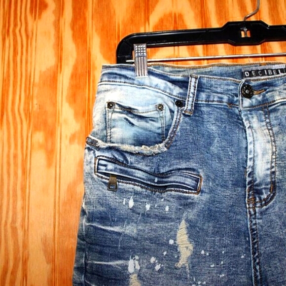 🔥 Decibel Biker Moto Denim Shorts – Size 34 - Picture 3 of 10